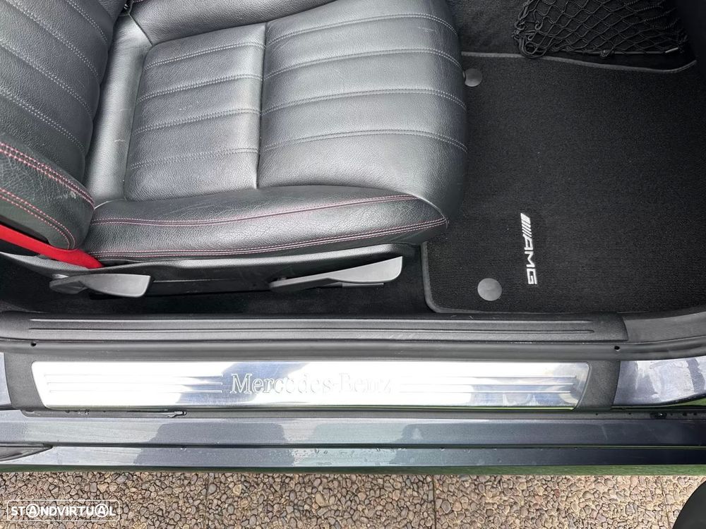 Mercedes-Benz SLK 250 (BlueEFFICIENCY) 7G-TRONIC CarbonLOOK Edition - 34