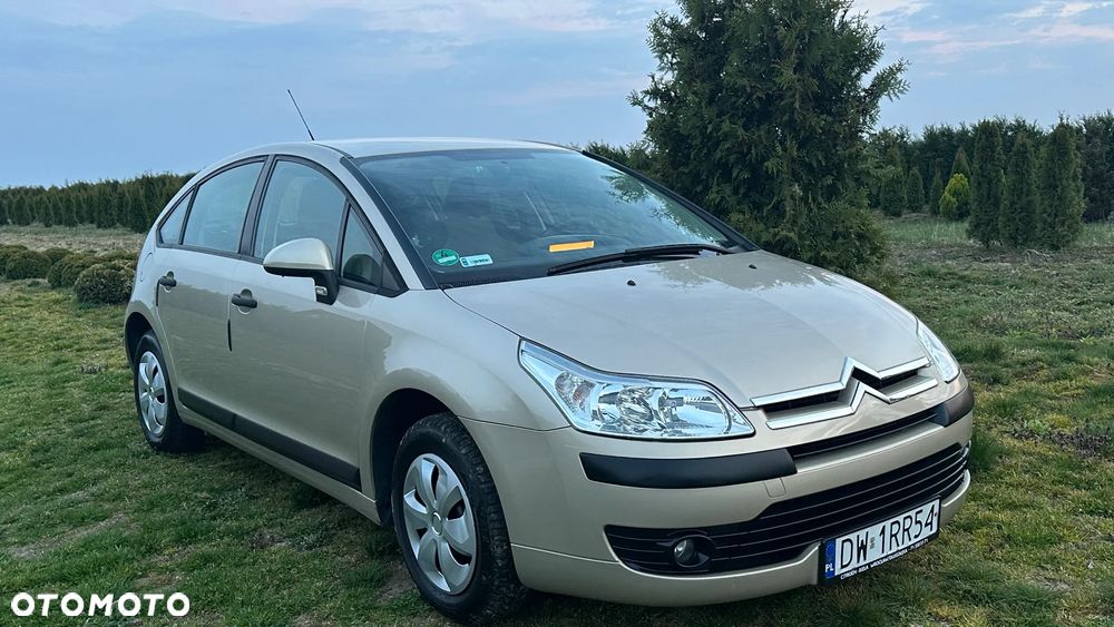 Citroën C4 1.4 16V Style - 36