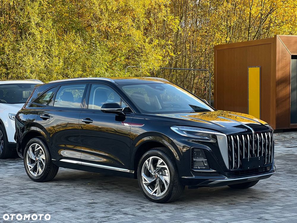 Hongqi HS3 - 2