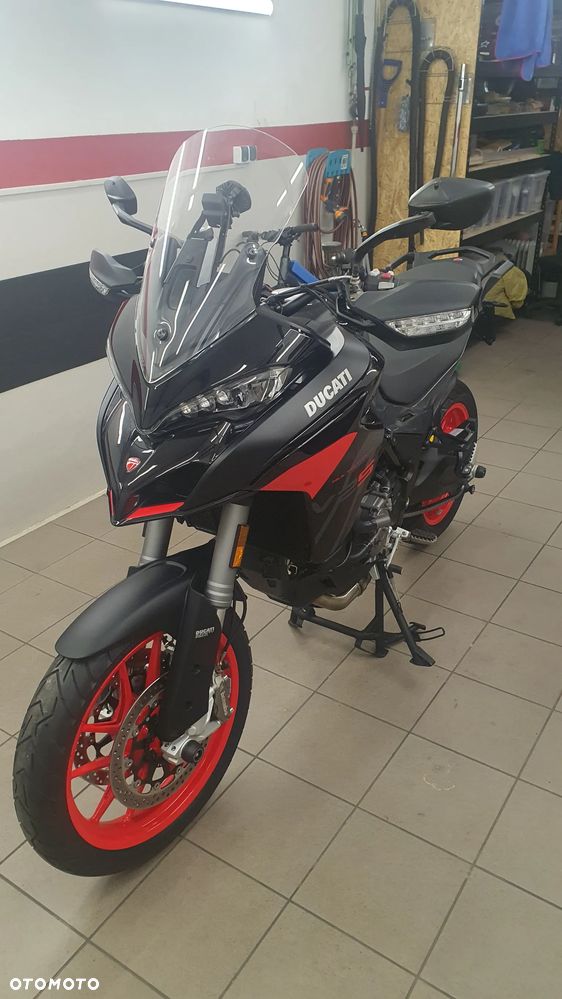 Ducati Multistrada - 16