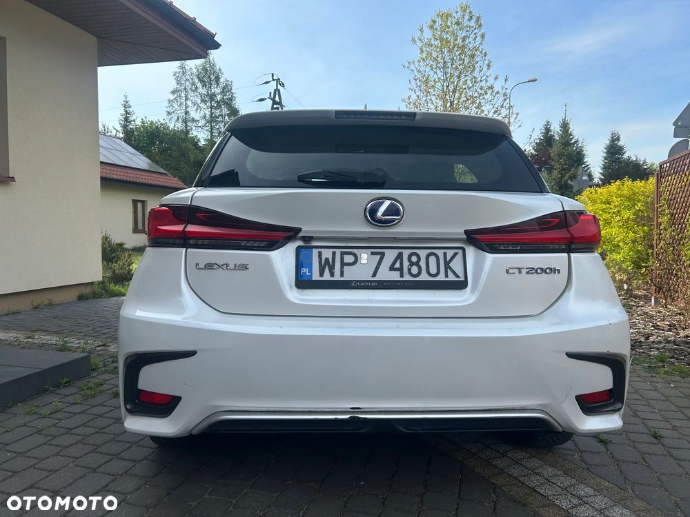 Lexus CT 200h Business - 3