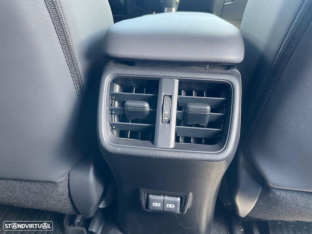 Lexus UX 250h Sport (Ecrã 12.3) - 35