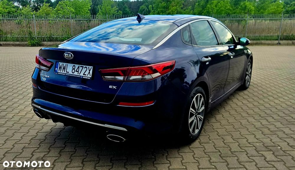 Kia Optima - 4