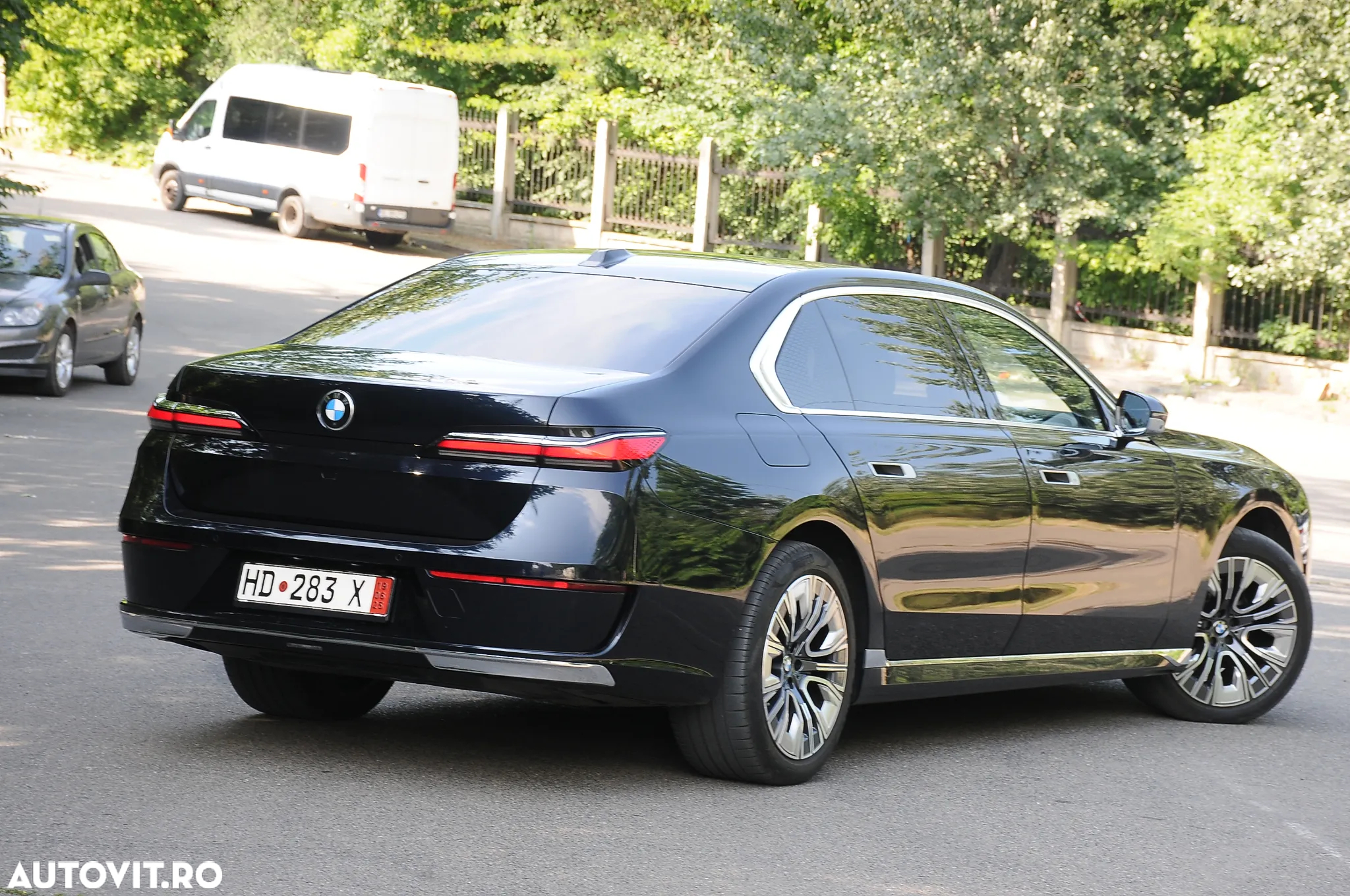 BMW Seria 7 740d xDrive - 2