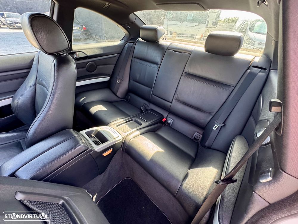 BMW 320 d M Sport Edition - 17