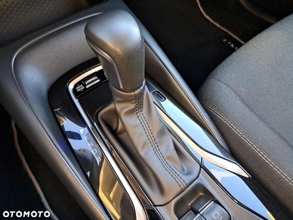 Toyota Corolla 1.8 Hybrid Comfort - 20