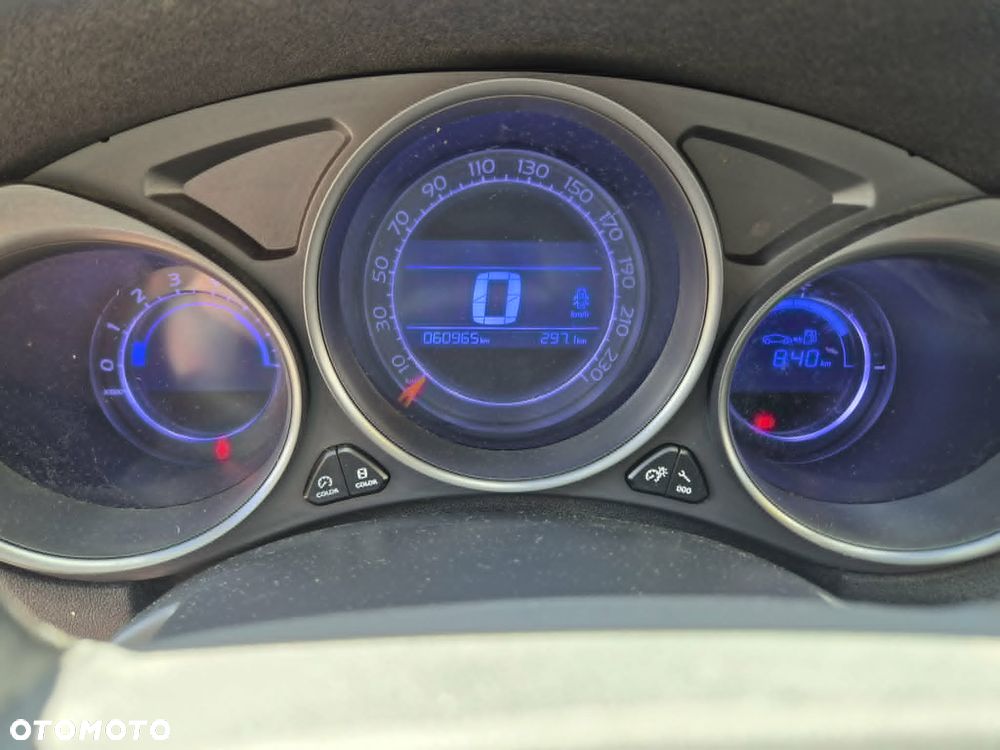 Citroën C4 1.6 BlueHDi Feel - 10