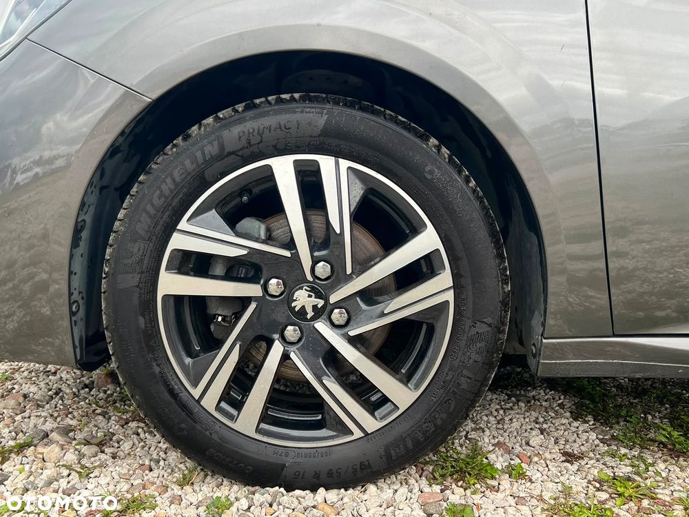 Peugeot 208 PureTech 110 Stop & Start Allure - 13