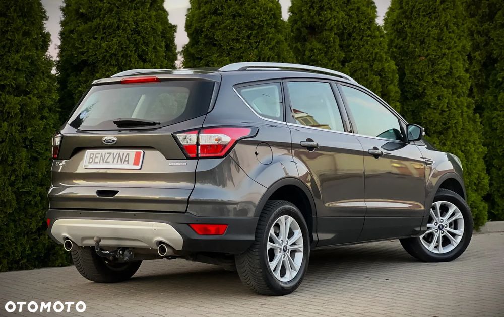 Ford Kuga 1.5 EcoBoost 2x4 Cool & Connect - 17