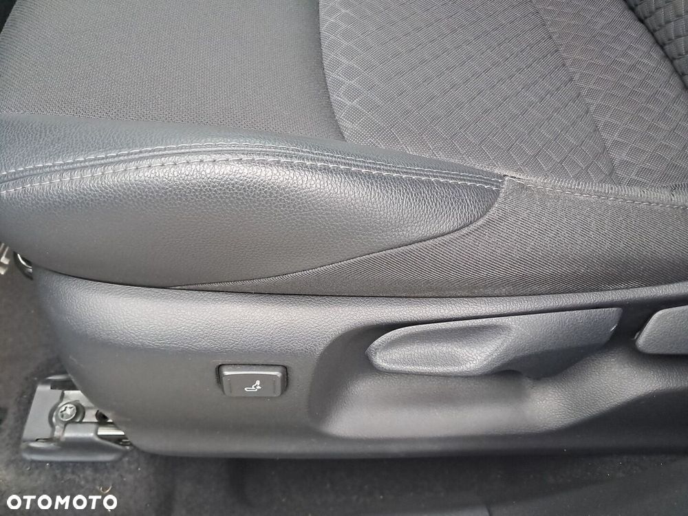 Toyota C-HR 2.0 Hybrid Style - 24