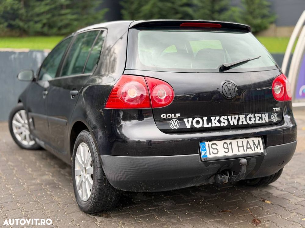 Volkswagen Golf - 3