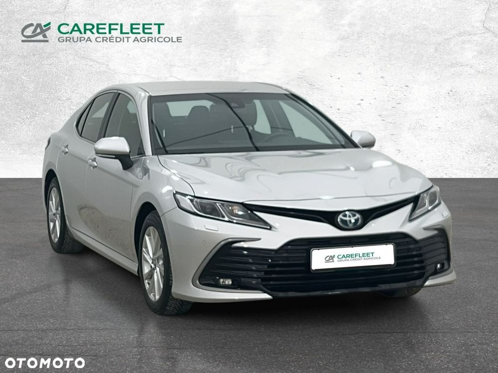 Toyota Camry - 3