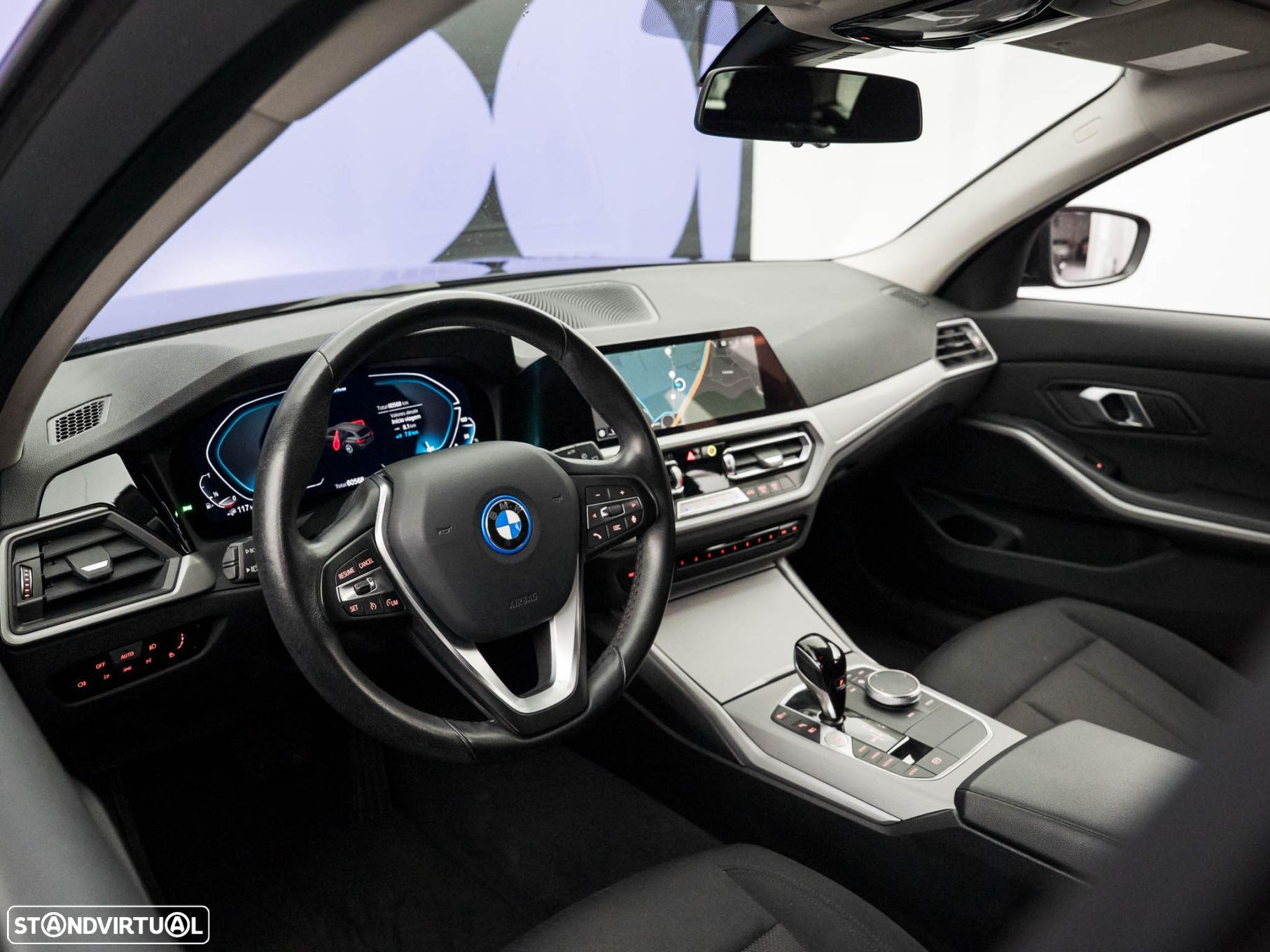 BMW 330 e Touring Line Sport Auto - 16