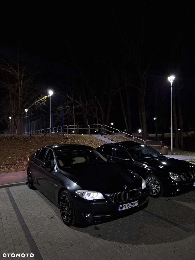 BMW Seria 5 520d Luxury Line - 15