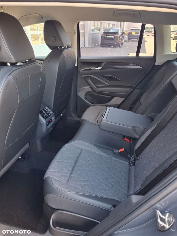 Volkswagen Tiguan - 14