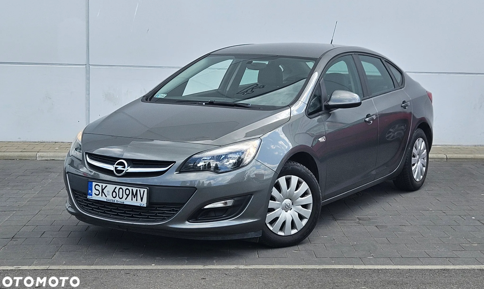 Opel Astra IV 1.4 T Executive - 5