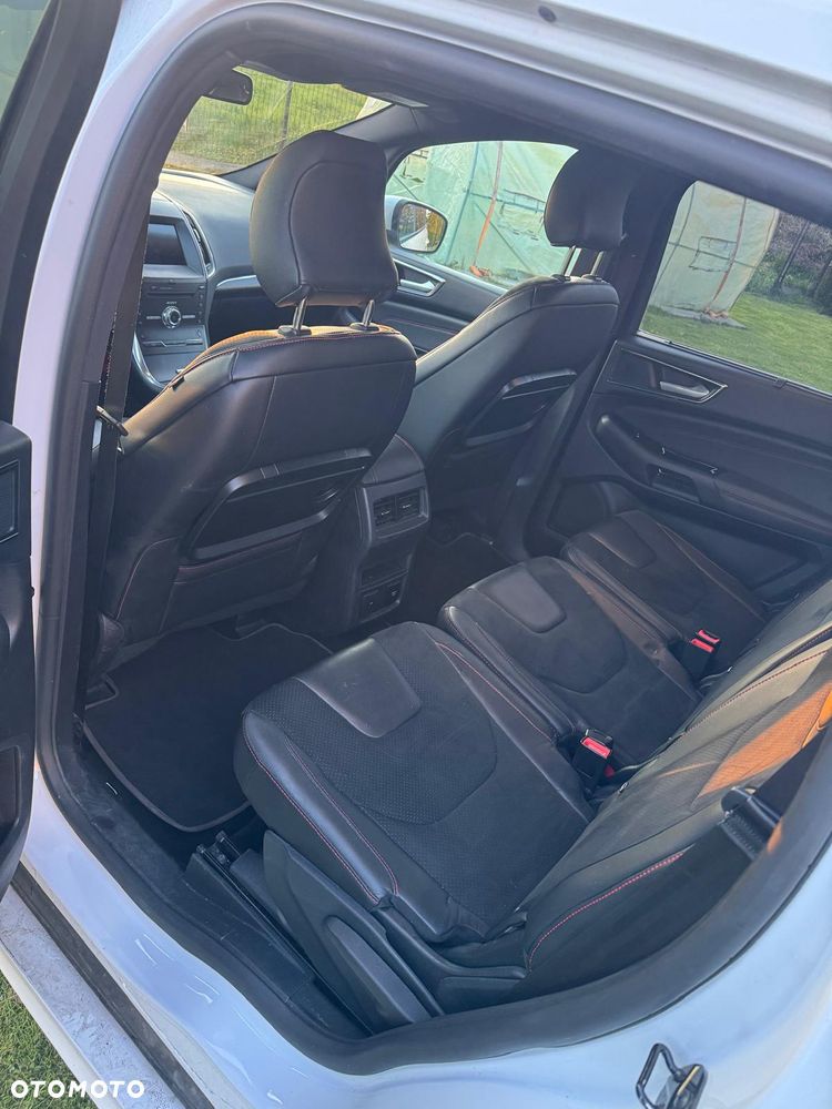 Ford S-Max - 10