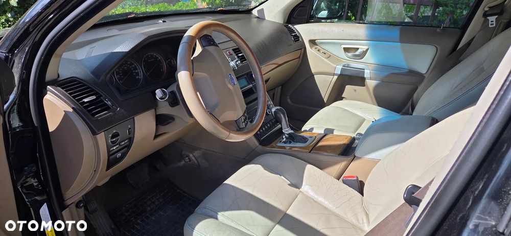 Volvo XC 90 3.2 AWD Momentum - 8