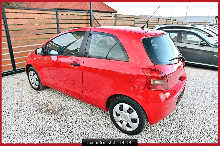 Toyota Yaris 1.3 VVT-i Luna - 10