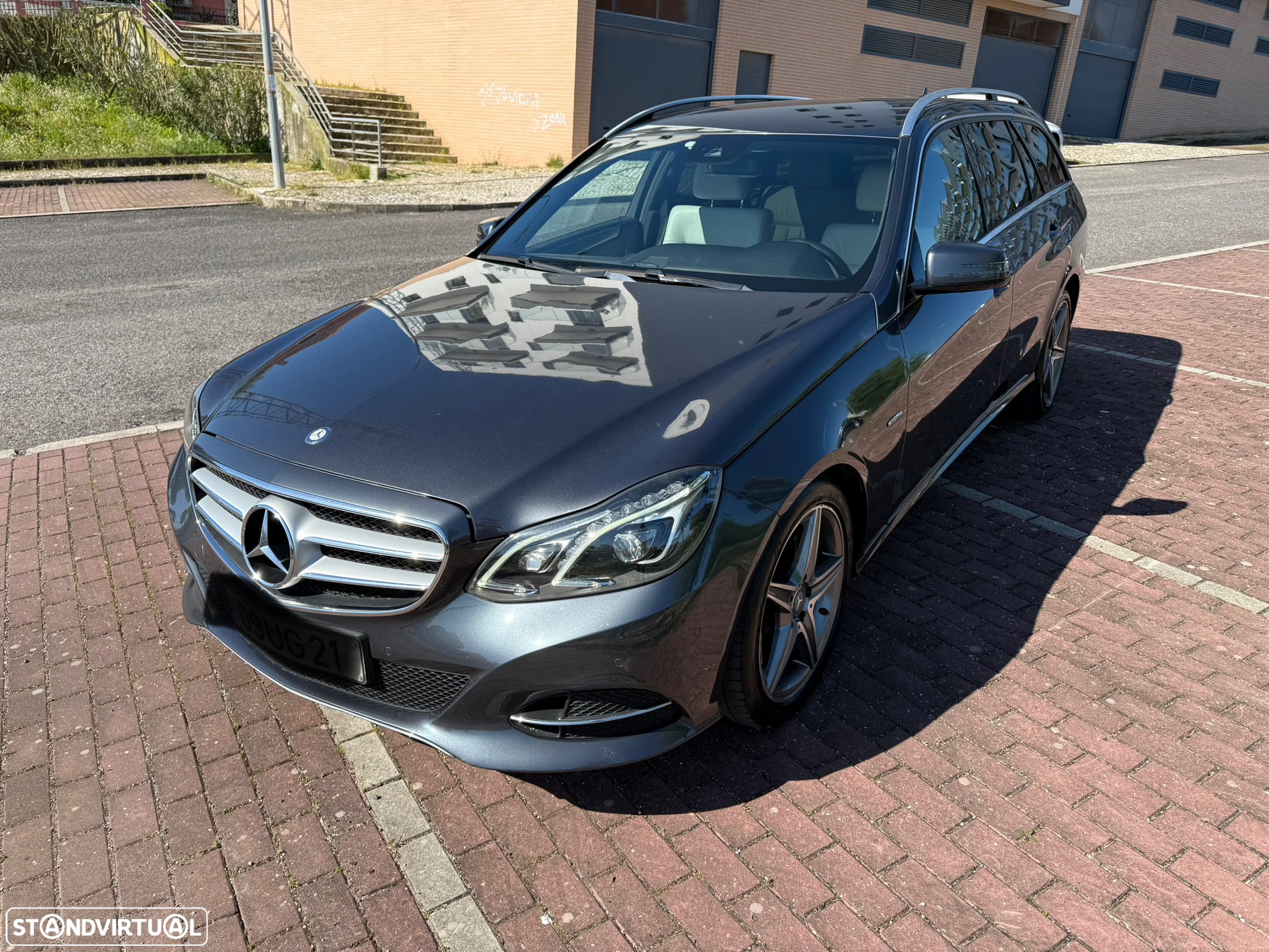 Mercedes-Benz E 220 BlueTEC Avantgarde - 2