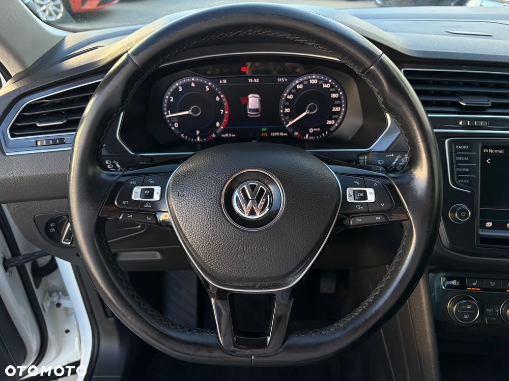 Volkswagen Tiguan - 10