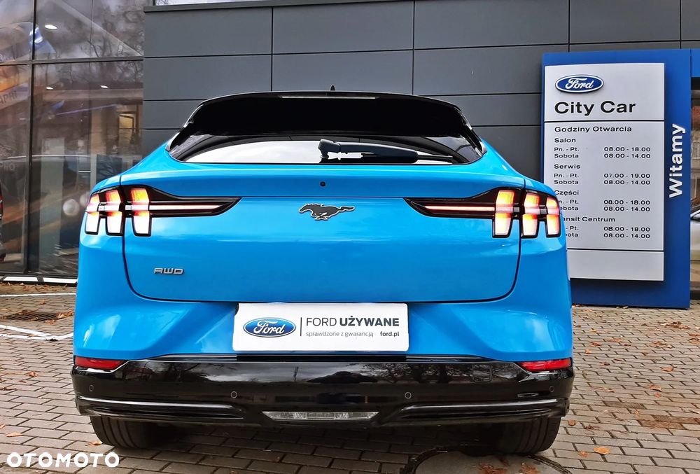 Ford Mustang Mach-E - 14