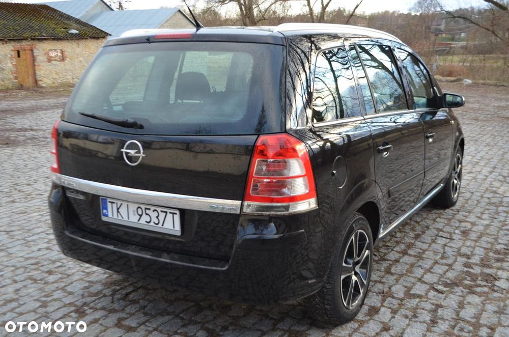 Opel Zafira 1.6 - 14