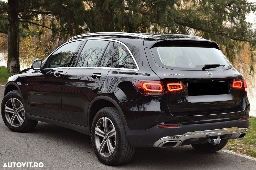 Mercedes-Benz GLC 300 e 4Matic 9G-TRONIC Edition AMG Line - 4