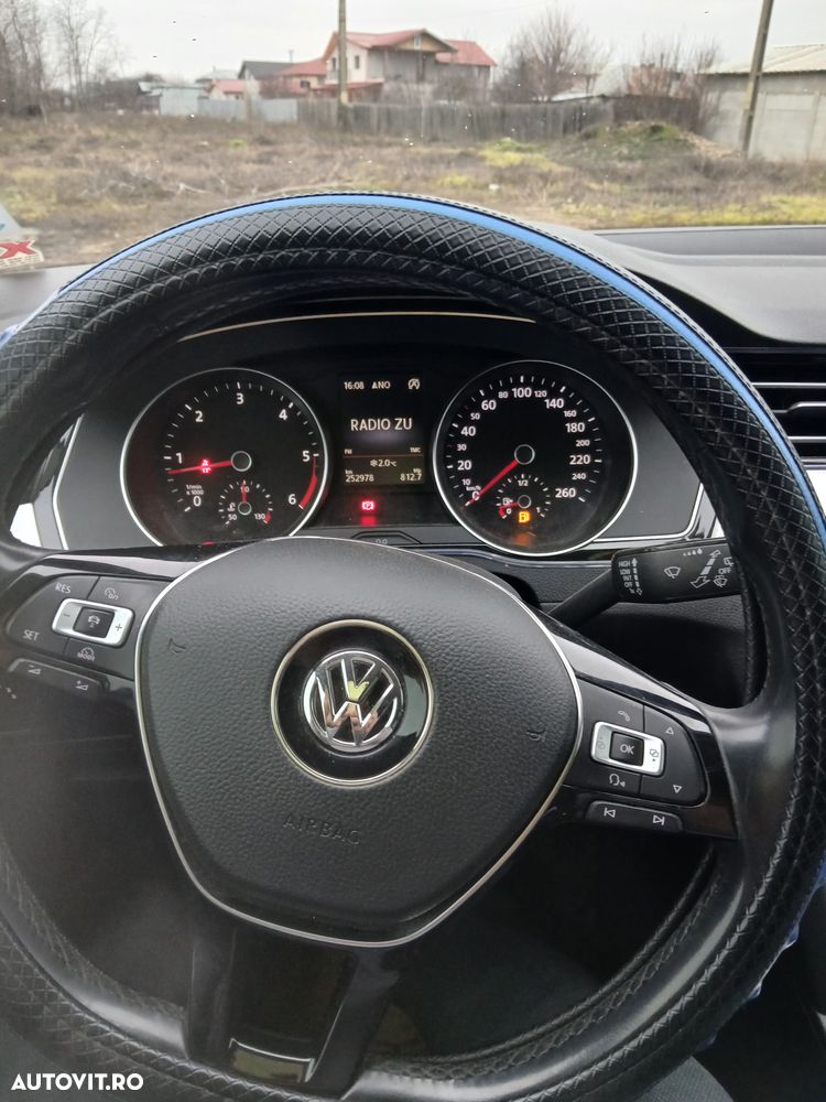 Volkswagen Passat 2.0 TDI Comfortline - 3