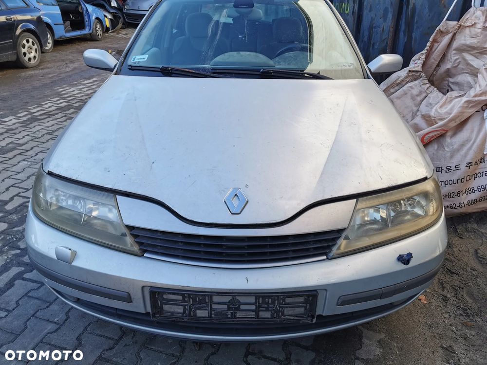 Maska Renault Laguna II 2002r - 1