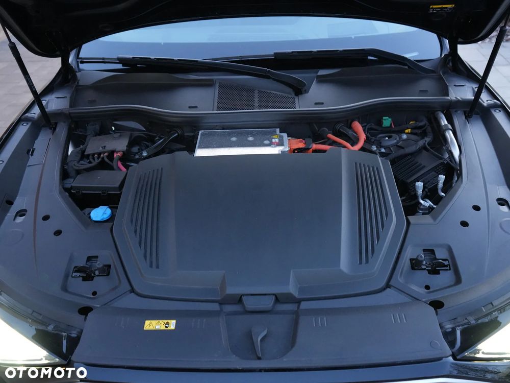 Audi e-tron 55 Quattro S Line - 9
