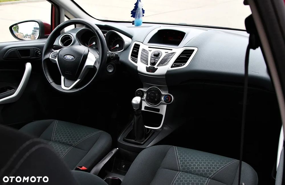 Ford Fiesta 1.25 Titanium - 22