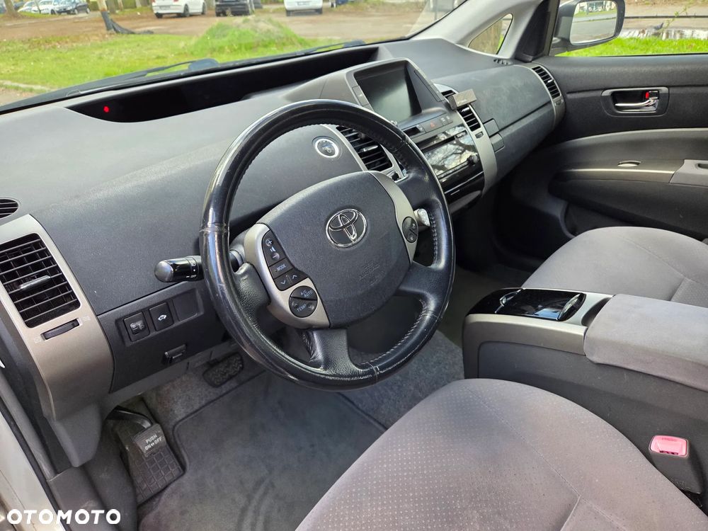 Toyota Prius 1.5 VVT-i Prestige - 18