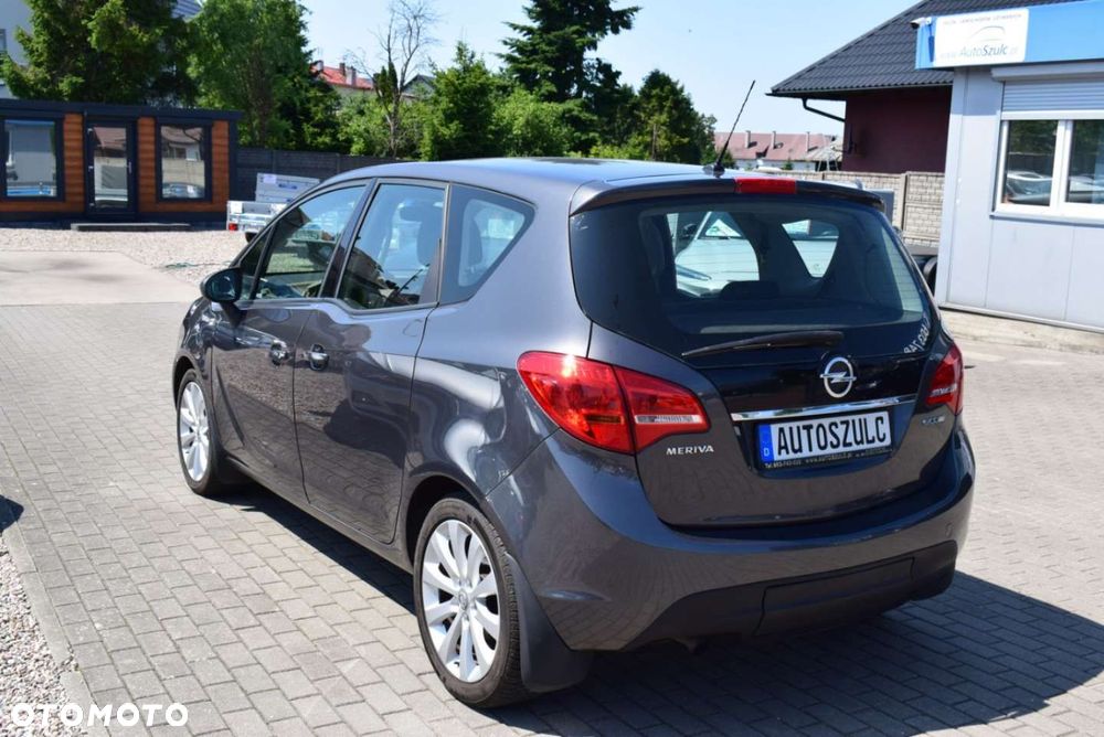 Opel Meriva - 8