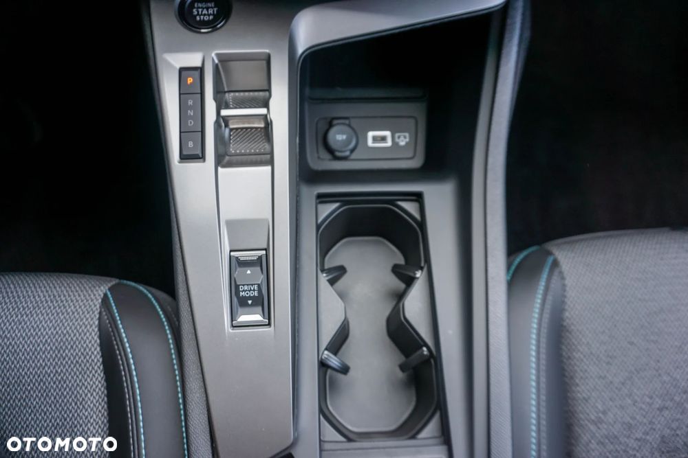 Peugeot 408 1.6 Plug-In Hybrid 225 Allure EAT8 - 22