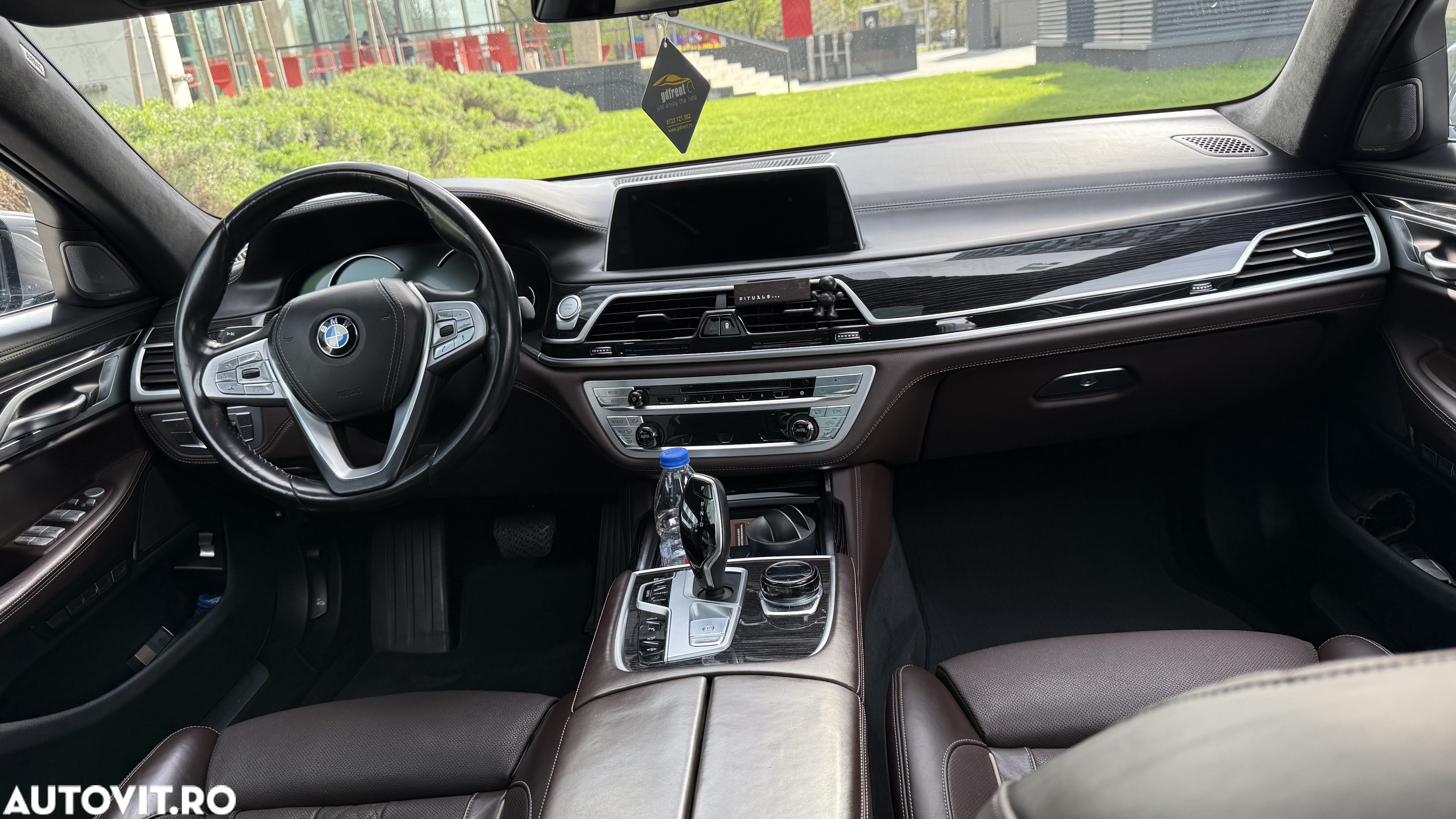 BMW Seria 7 740e iPerformance - 16