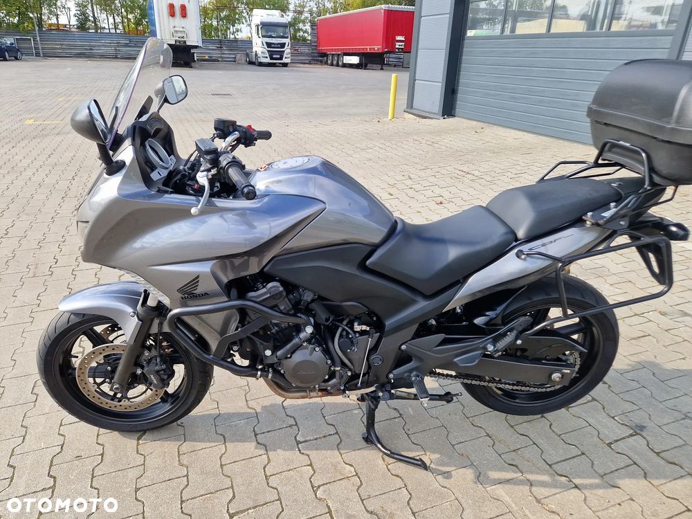 Honda CBF - 17