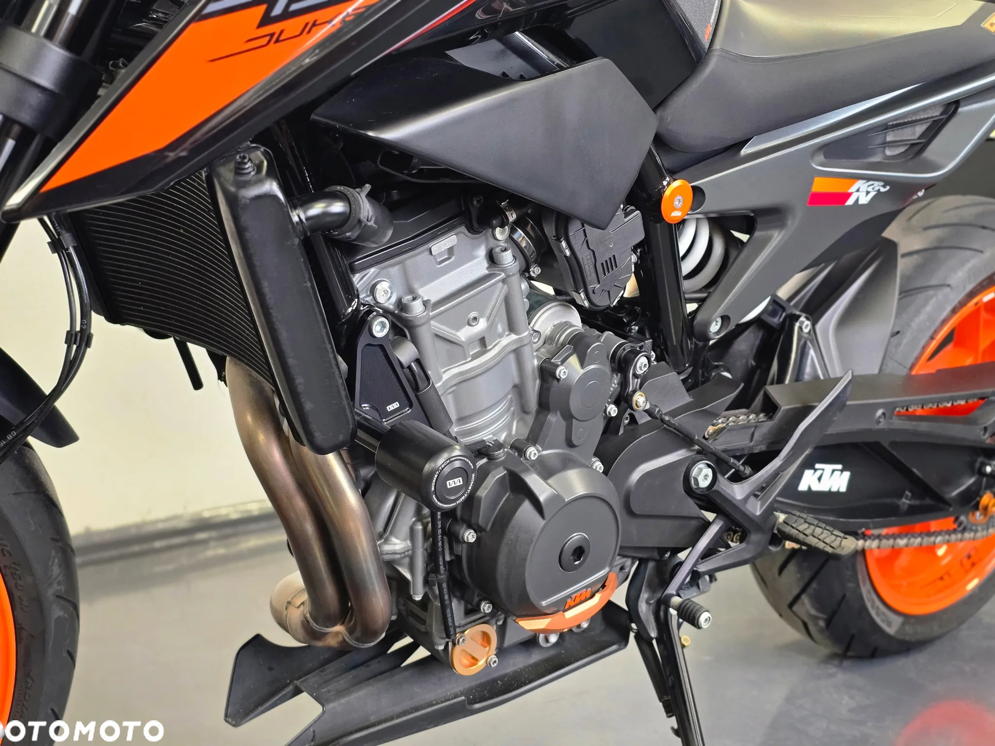 KTM Duke - 13