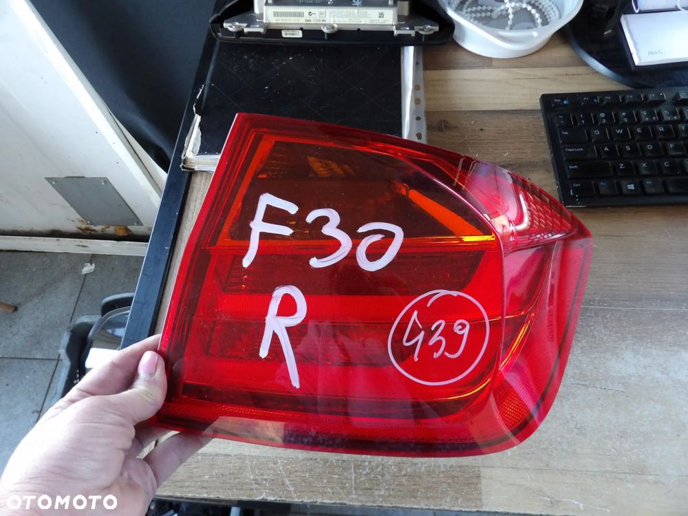 BMW - F30 - PRAWA LAMPA TYLNA - EUROPA - 7372784 - 1