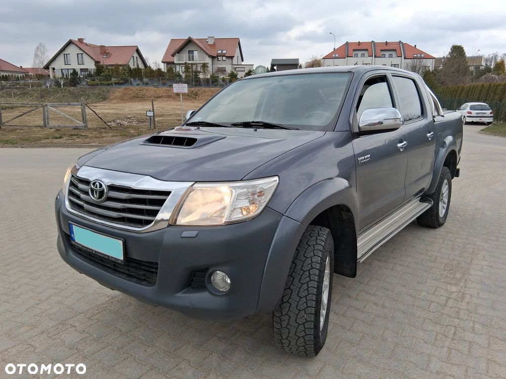 Toyota Hilux 3.0 D-4D SR5 - 2