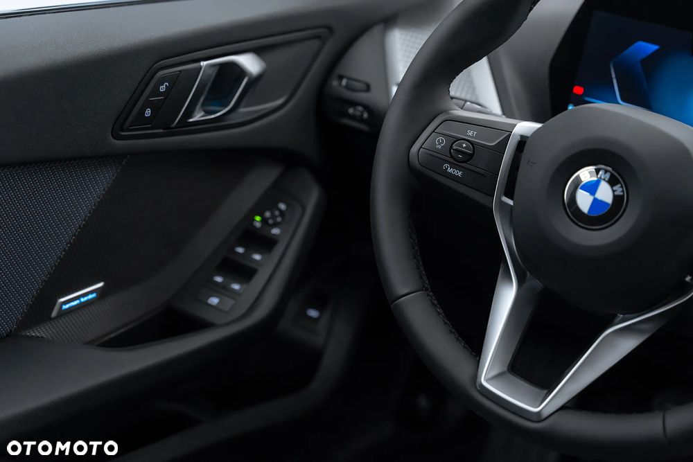 BMW Seria 1 - 35