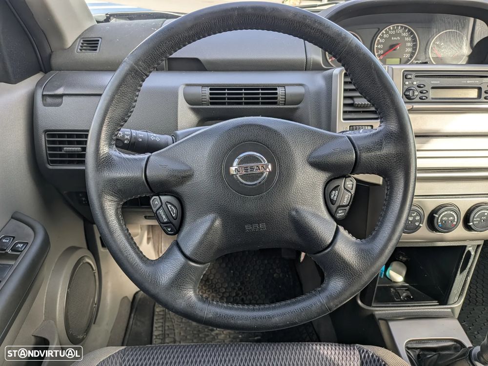 Nissan X-Trail 2.2 DCi Columbia - 9
