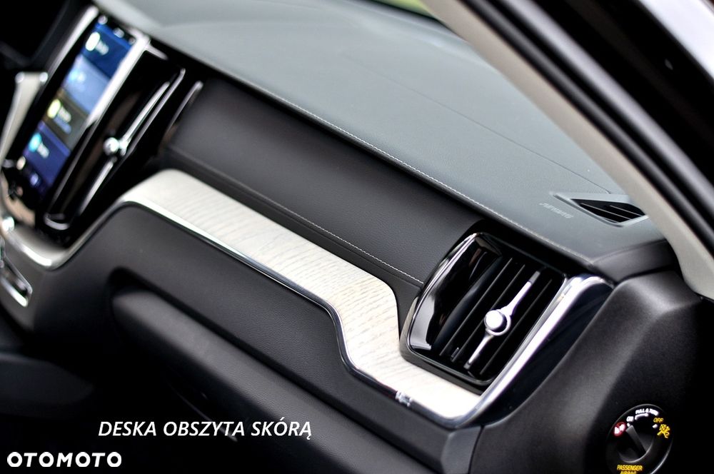 Volvo XC 60 B4 D AWD Geartronic Inscription - 19