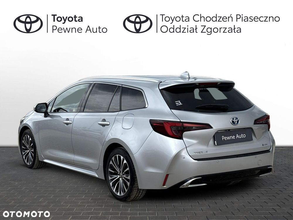 Toyota Corolla - 4