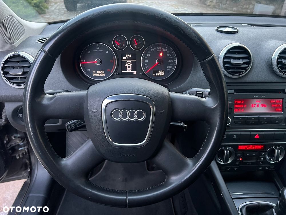 Audi A3 Sportback 1.6 TDI Ambiente - 10