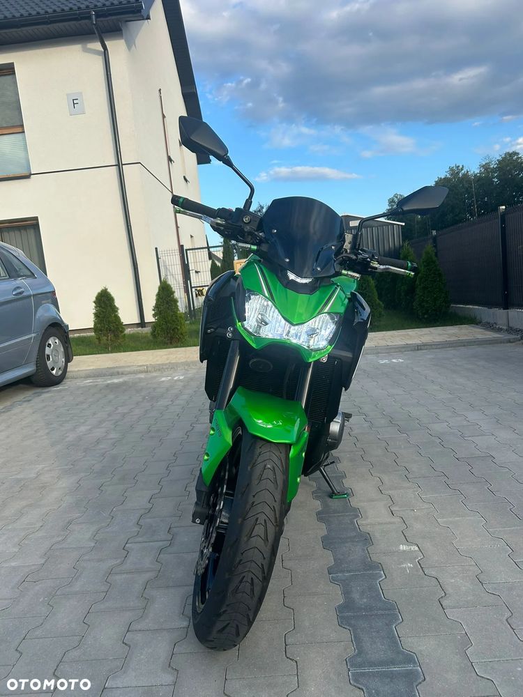 Kawasaki Z 900 - 8