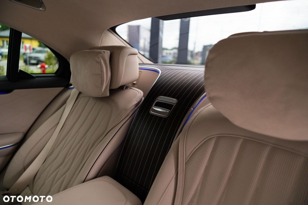 Mercedes-Benz Klasa S - 32
