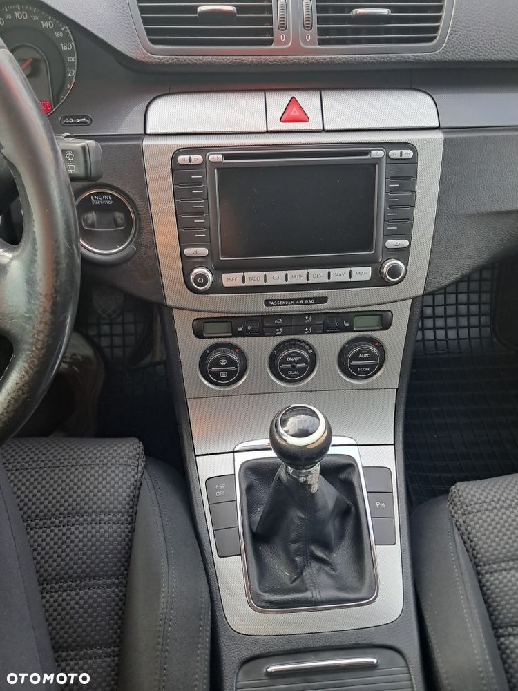 Volkswagen Passat Variant - 6