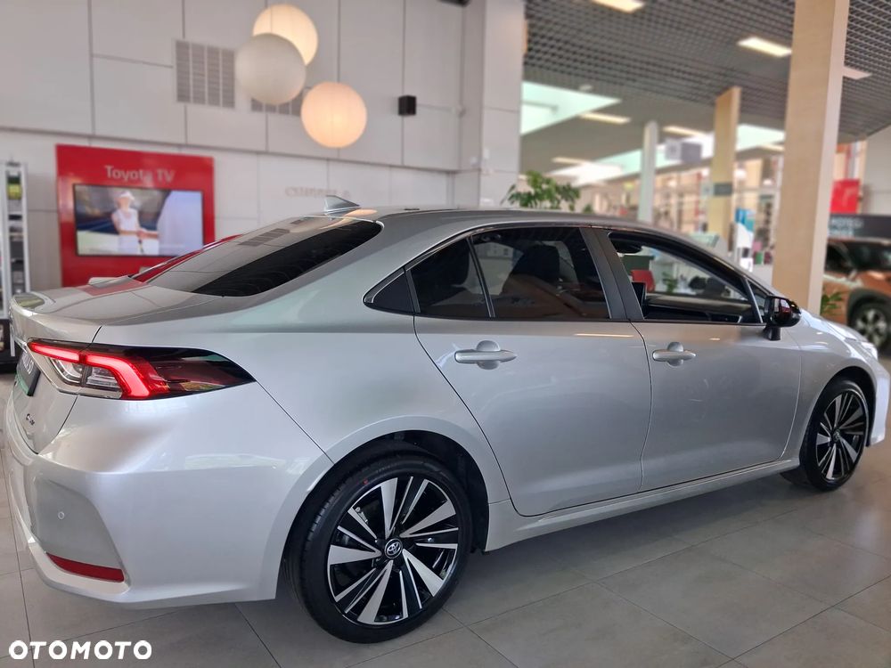 Toyota Corolla 1.8 Hybrid Style - 10