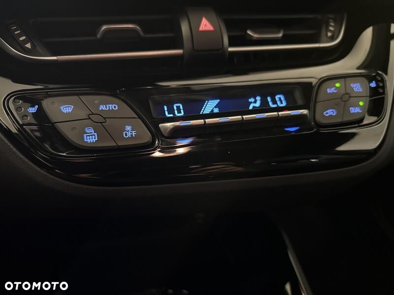 Toyota C-HR 1.8 Hybrid GPF Selection - 16